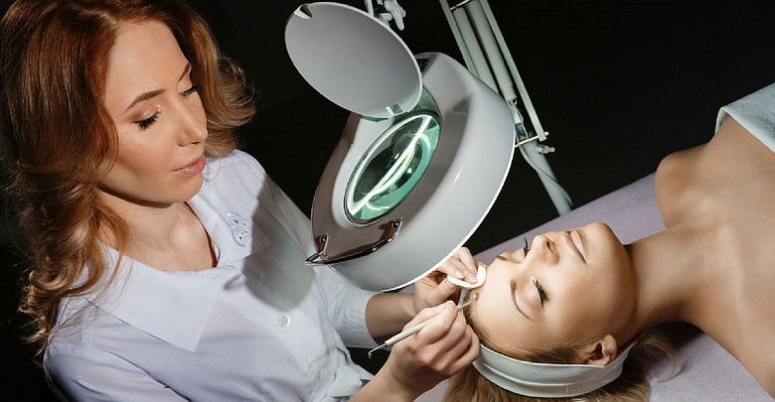 salaries for cosmetologists in NC